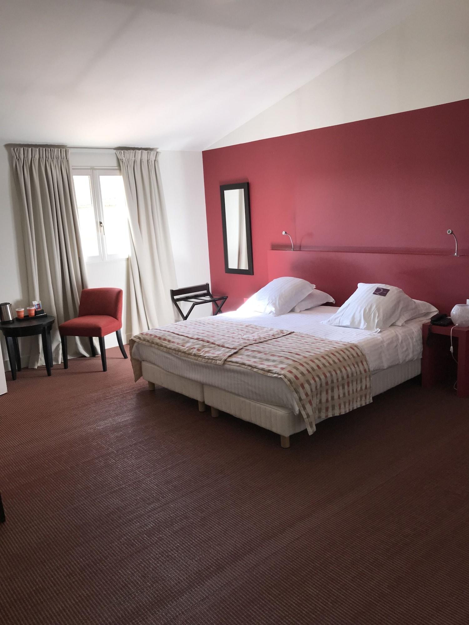 Mercure Aix-En-Provence Sainte-Victoire Chateauneuf-le-Rouge Bagian luar foto