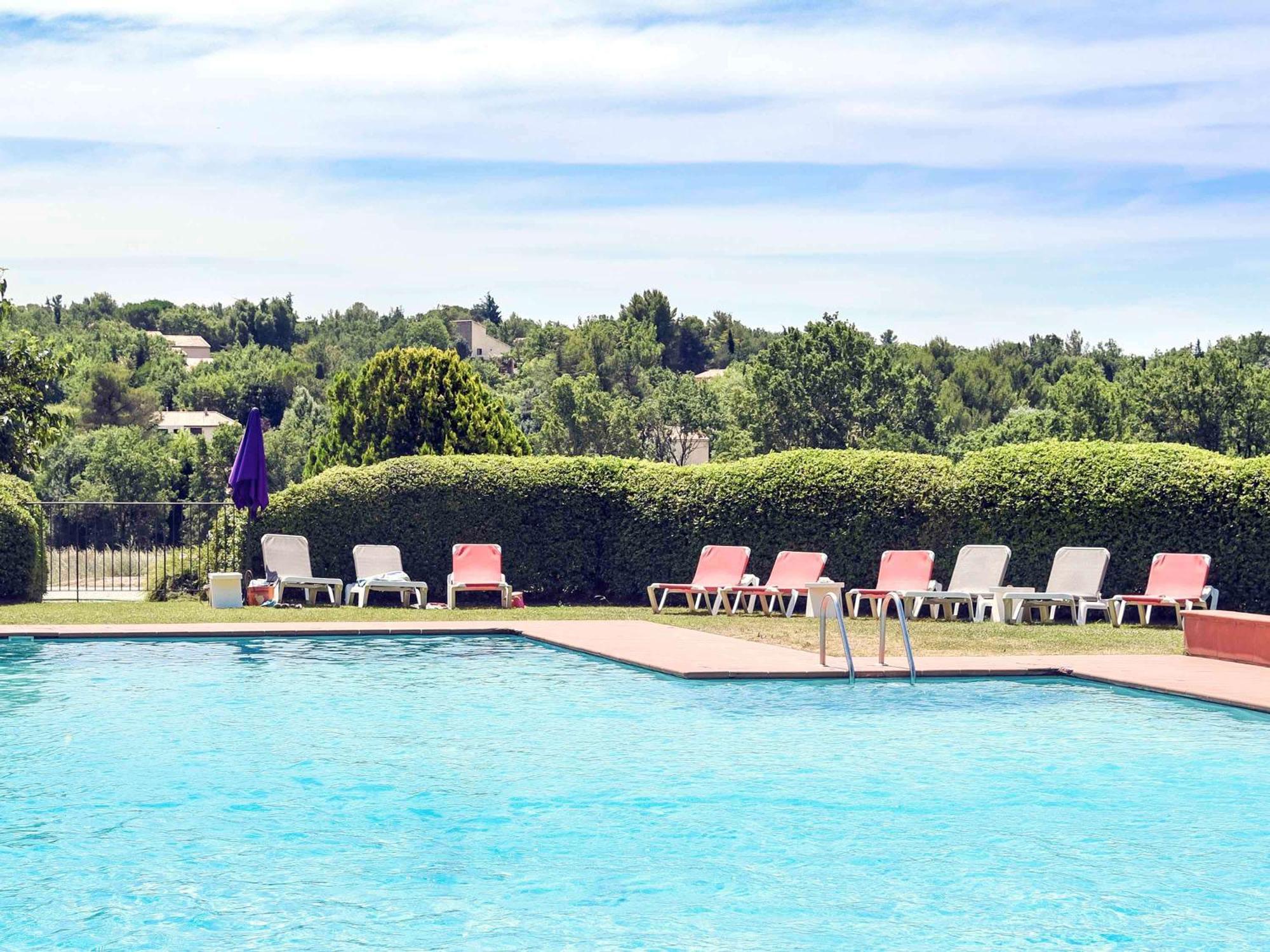 Mercure Aix-En-Provence Sainte-Victoire Chateauneuf-le-Rouge Bagian luar foto