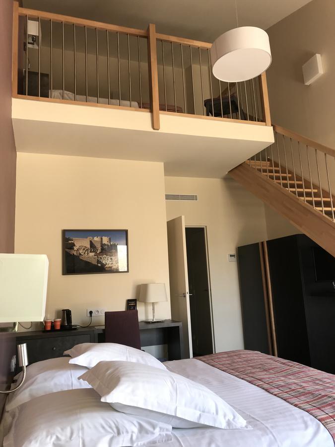 Mercure Aix-En-Provence Sainte-Victoire Chateauneuf-le-Rouge Bagian luar foto