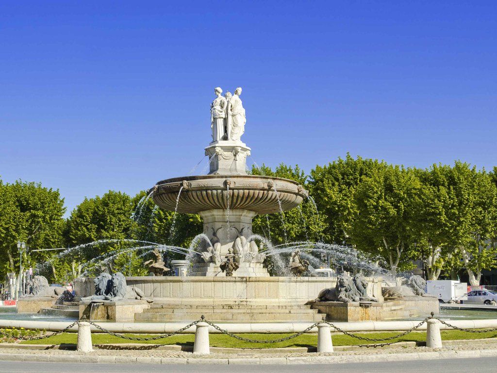 Mercure Aix-En-Provence Sainte-Victoire Chateauneuf-le-Rouge Bagian luar foto