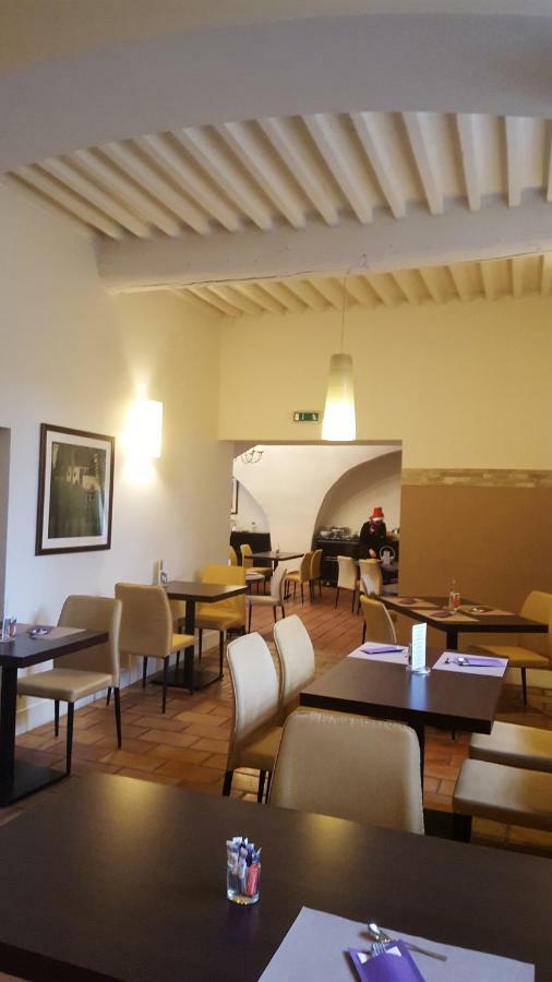 Mercure Aix-En-Provence Sainte-Victoire Chateauneuf-le-Rouge Bagian luar foto